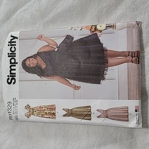 Simplicity Women's Dresses Pattern Size 26W-32W